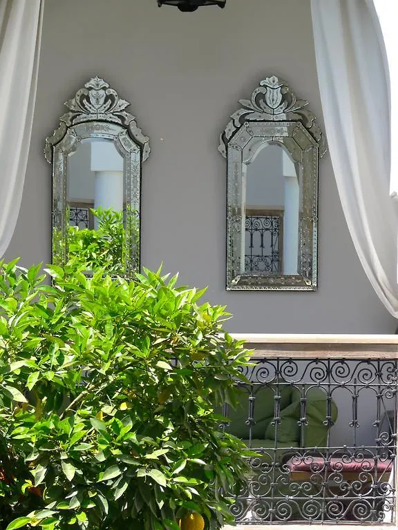 Riad El Mezouar Marrakesh 4*,  Marocco